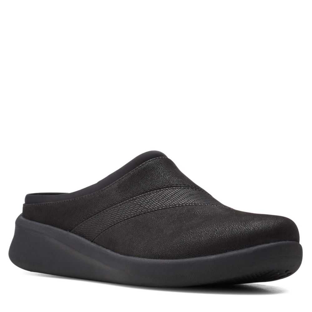 clarks black clogs