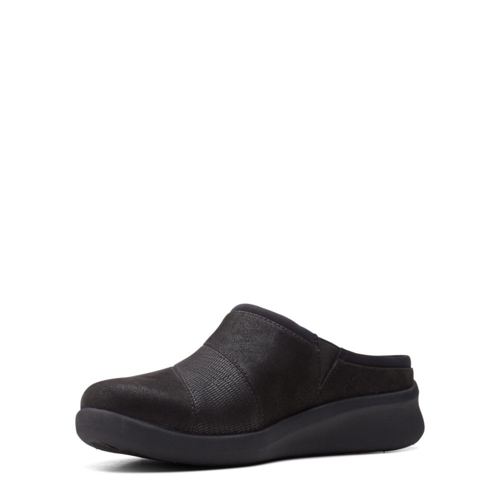 clarks womens clogs black