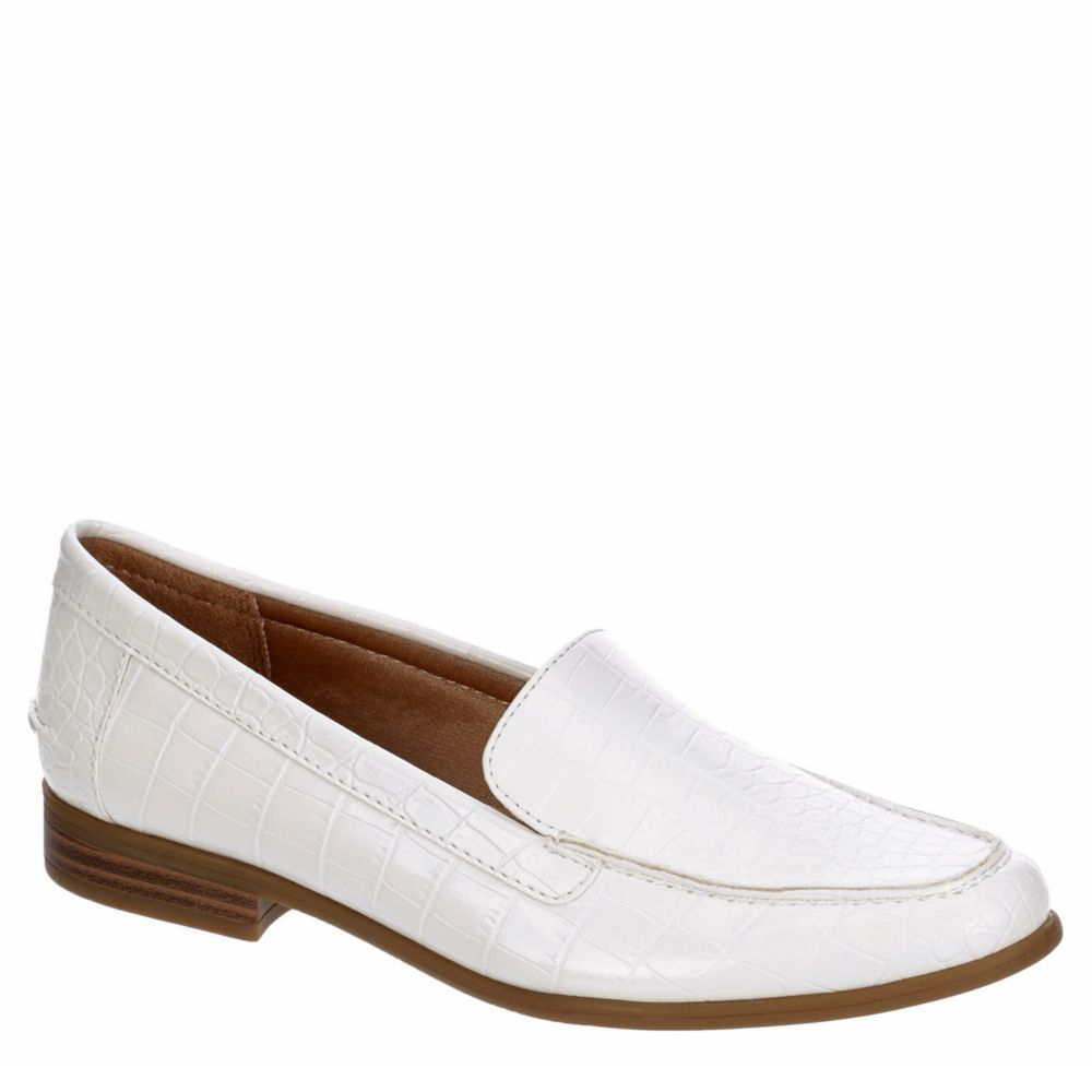 lifestride white shoes