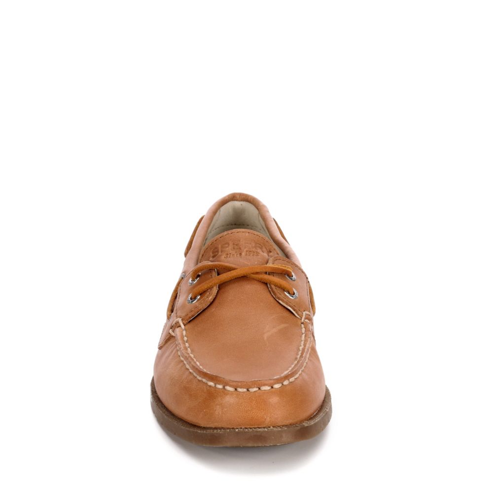 conway boat shoe