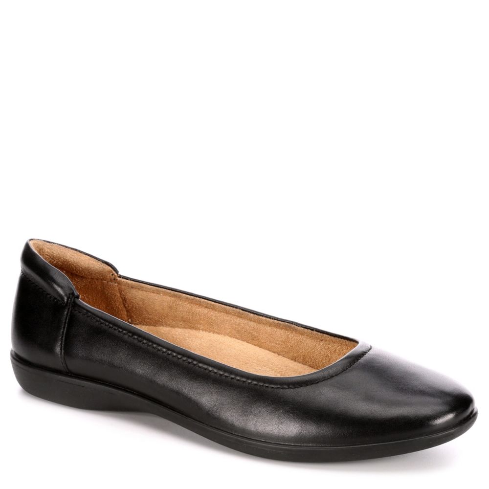 naturalizer flexy black