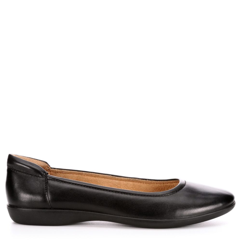 naturalizer flexy flats black