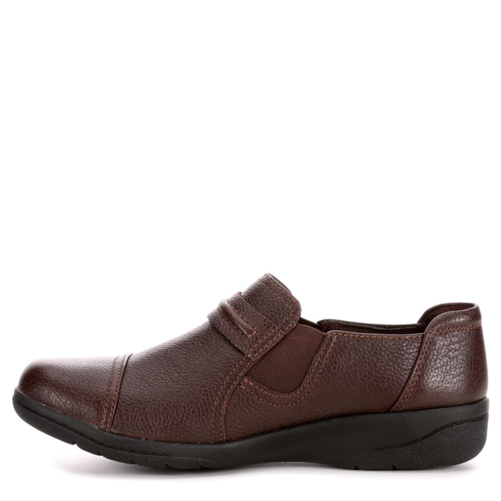 clarks women's cheyn madi loafer