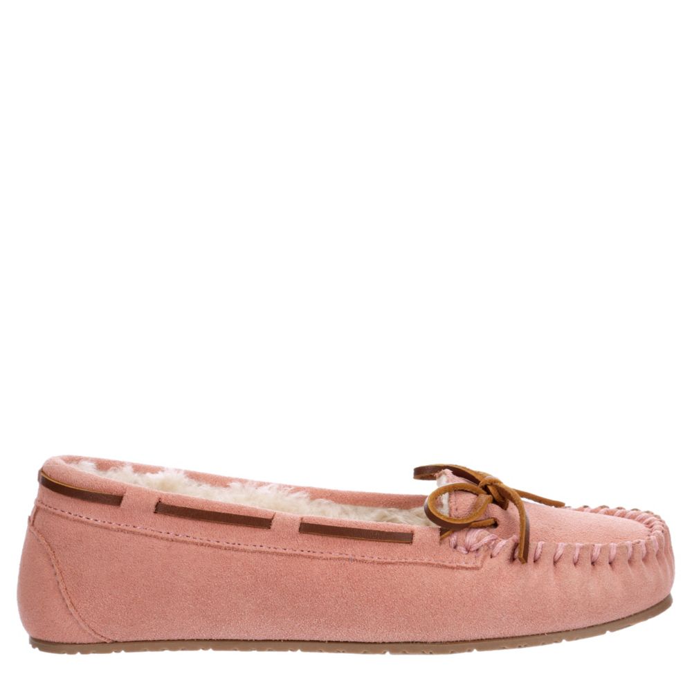 minnetonka moccasins womens near me