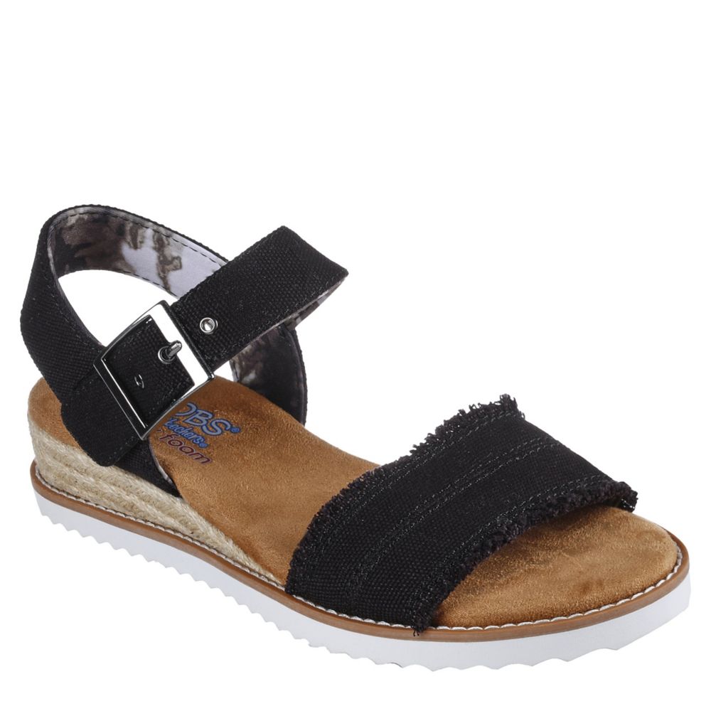 Skechers Ladies Two Strap Sandal Black and Brown Sizes 6, 9, 11.