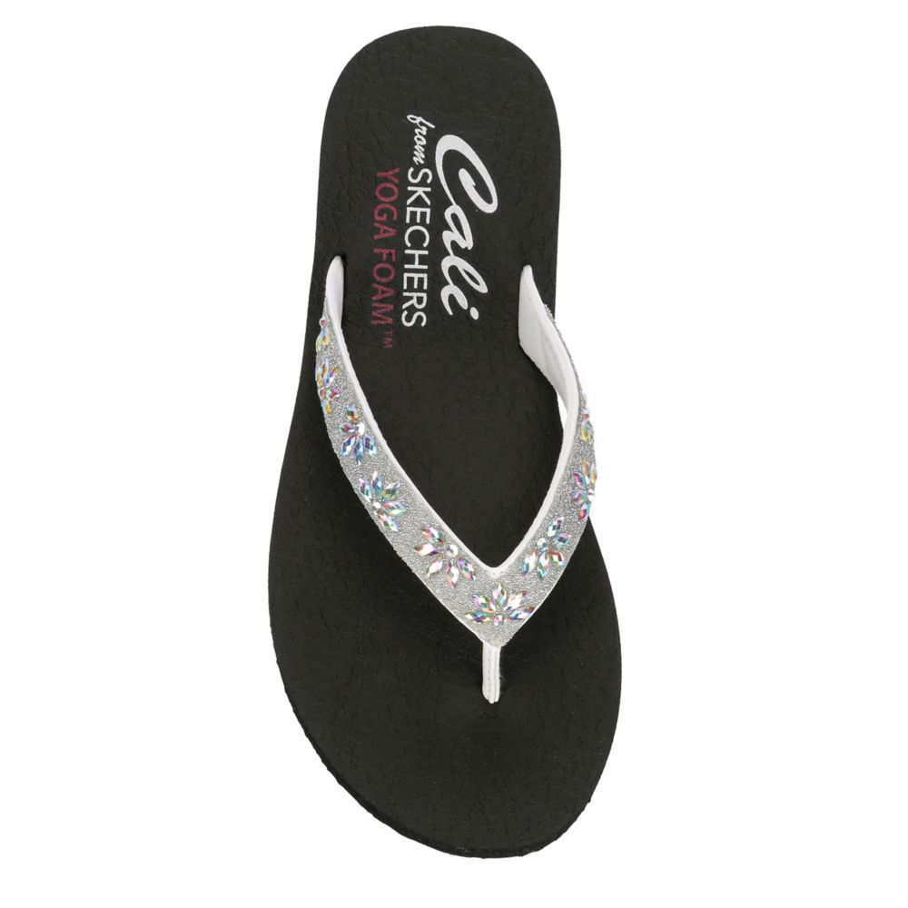 Skechers Women's Vinyasa Happy Pearl Flip Flop Sandal