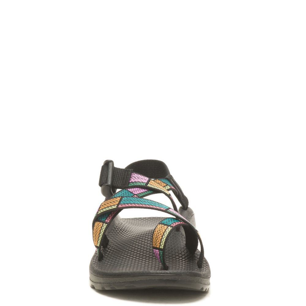 Yellowstone chacos online womens