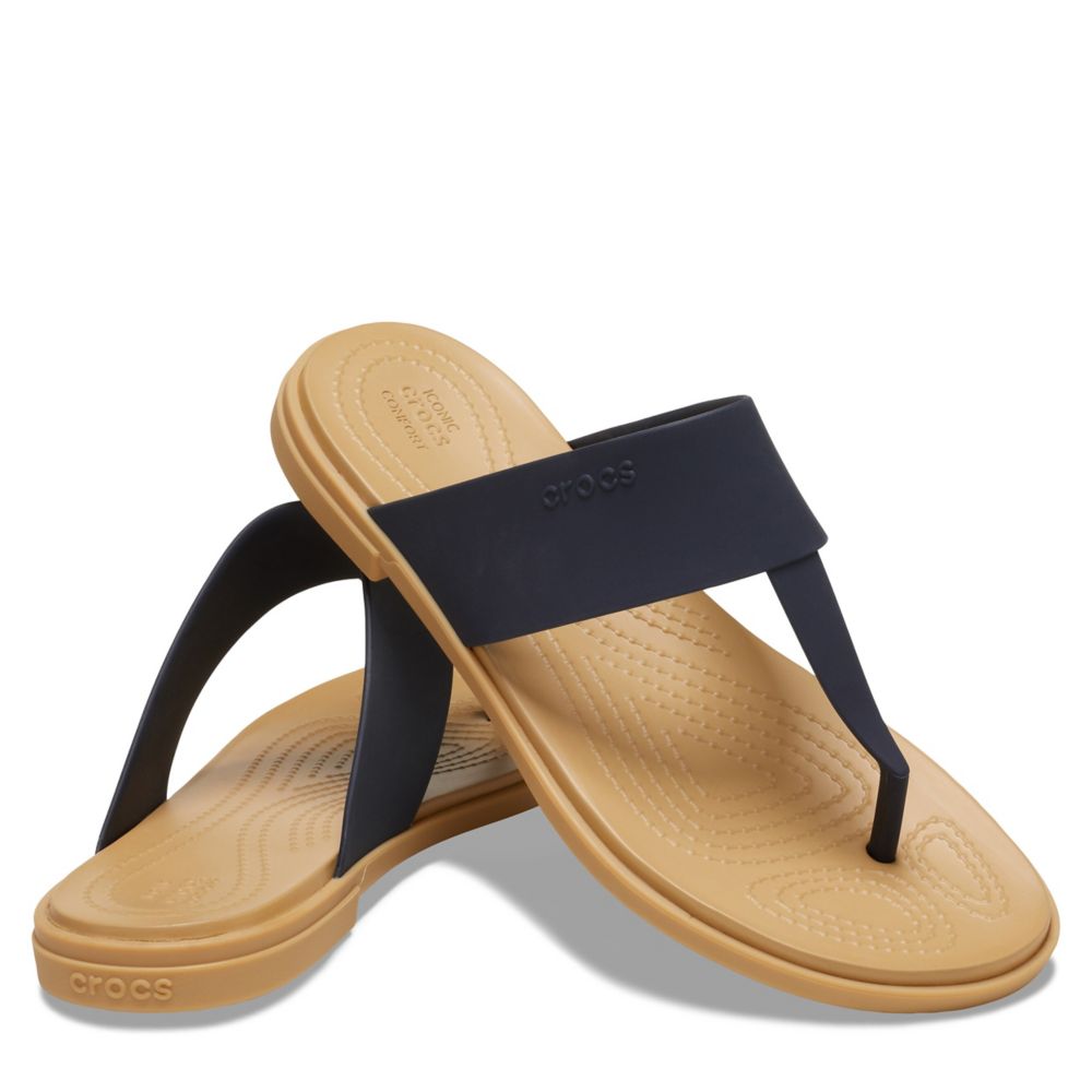 Croc flip hot sale flops womens