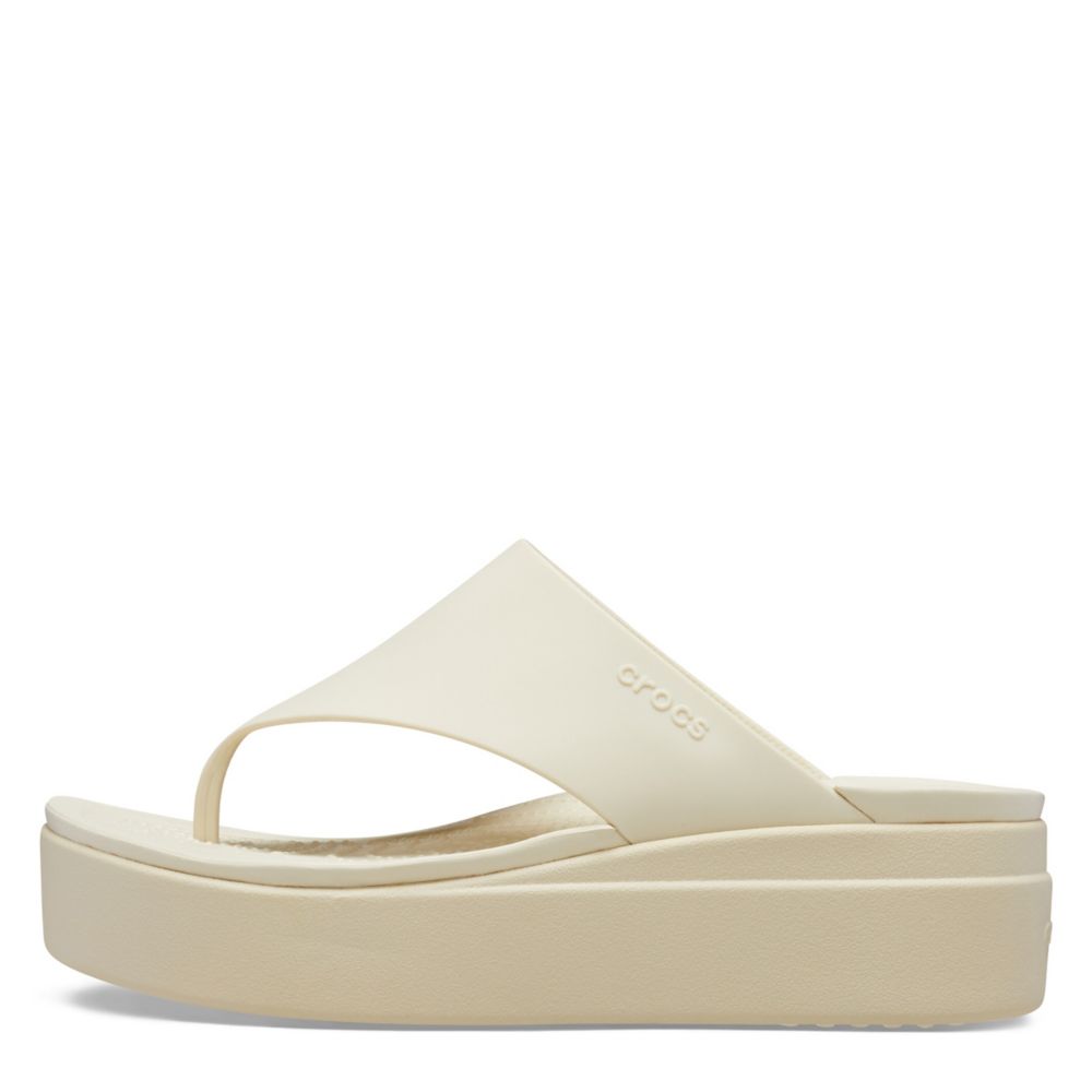 Bone Crocs Womens Brooklyn Flip Flop Sandal Rack Room Shoes