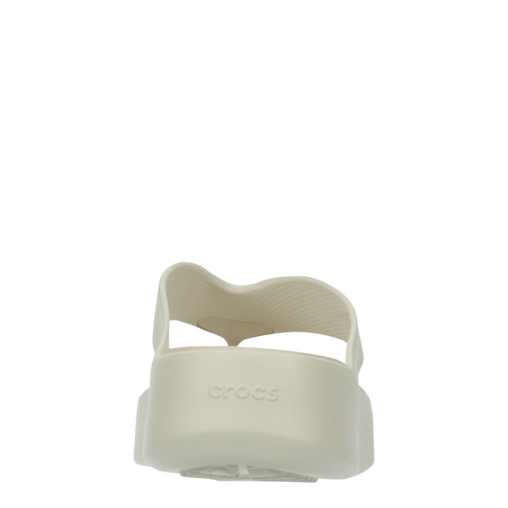 CROCS WOMENS GETAWAY PLATFORM FLIP FLOP SANDAL - OFF WHITE
