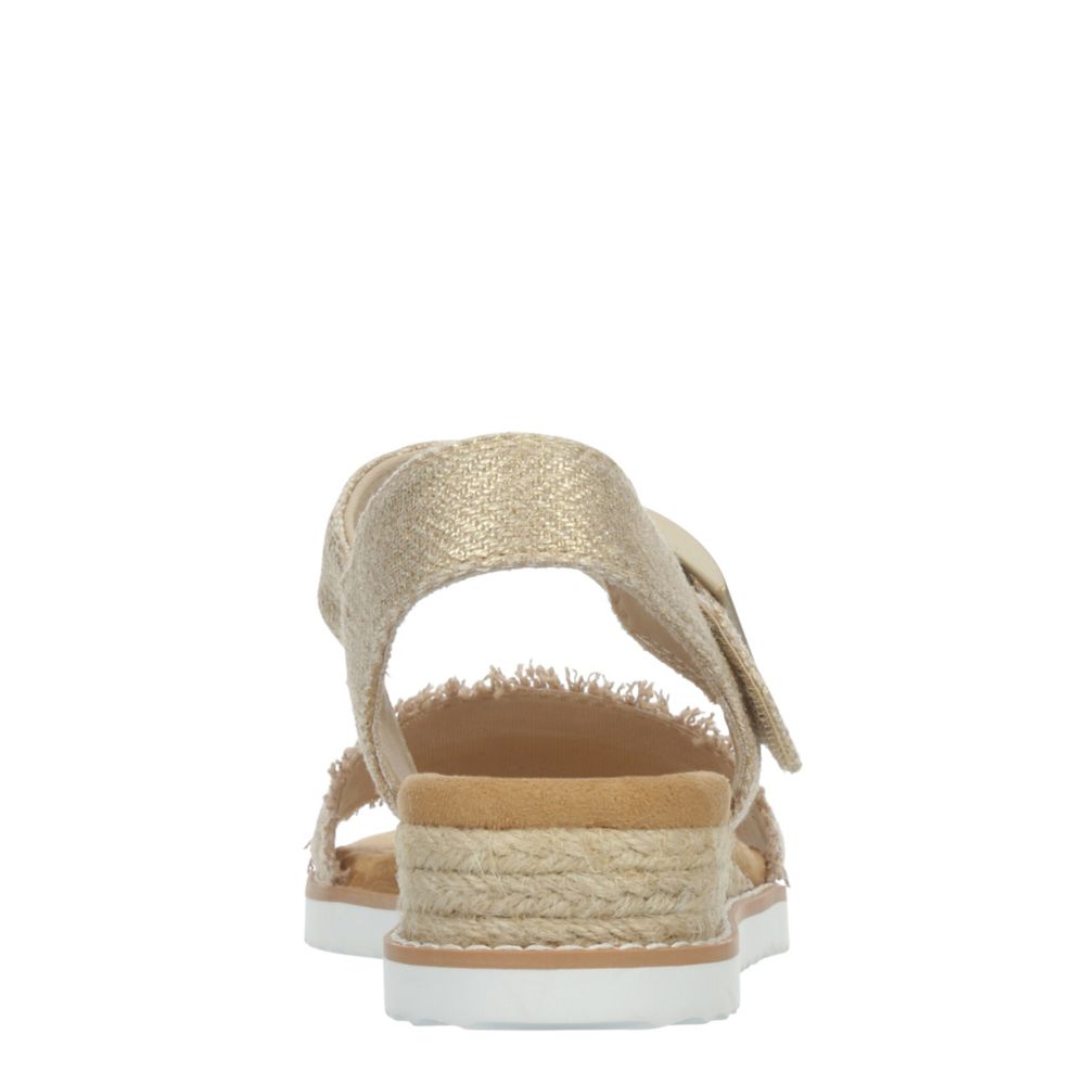 WOMENS DESERT KISS- GOLD CRUSH LOW WEDGE SANDAL