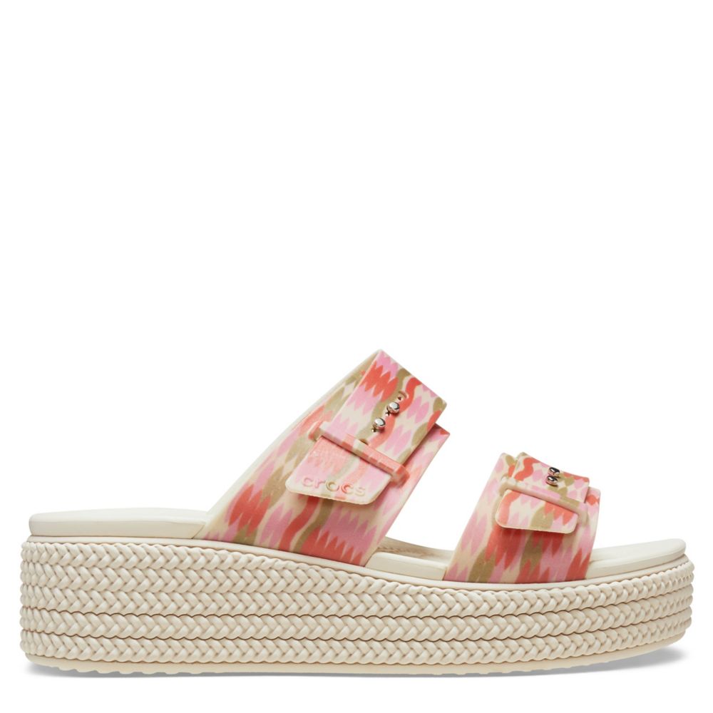 【Crocs】◆大人気◆Brooklyn Woven Buckle Sandals◆Chalk◆ Amazon.com | Crocs Womens Brooklyn Buckle Low Wedge Chalk 5