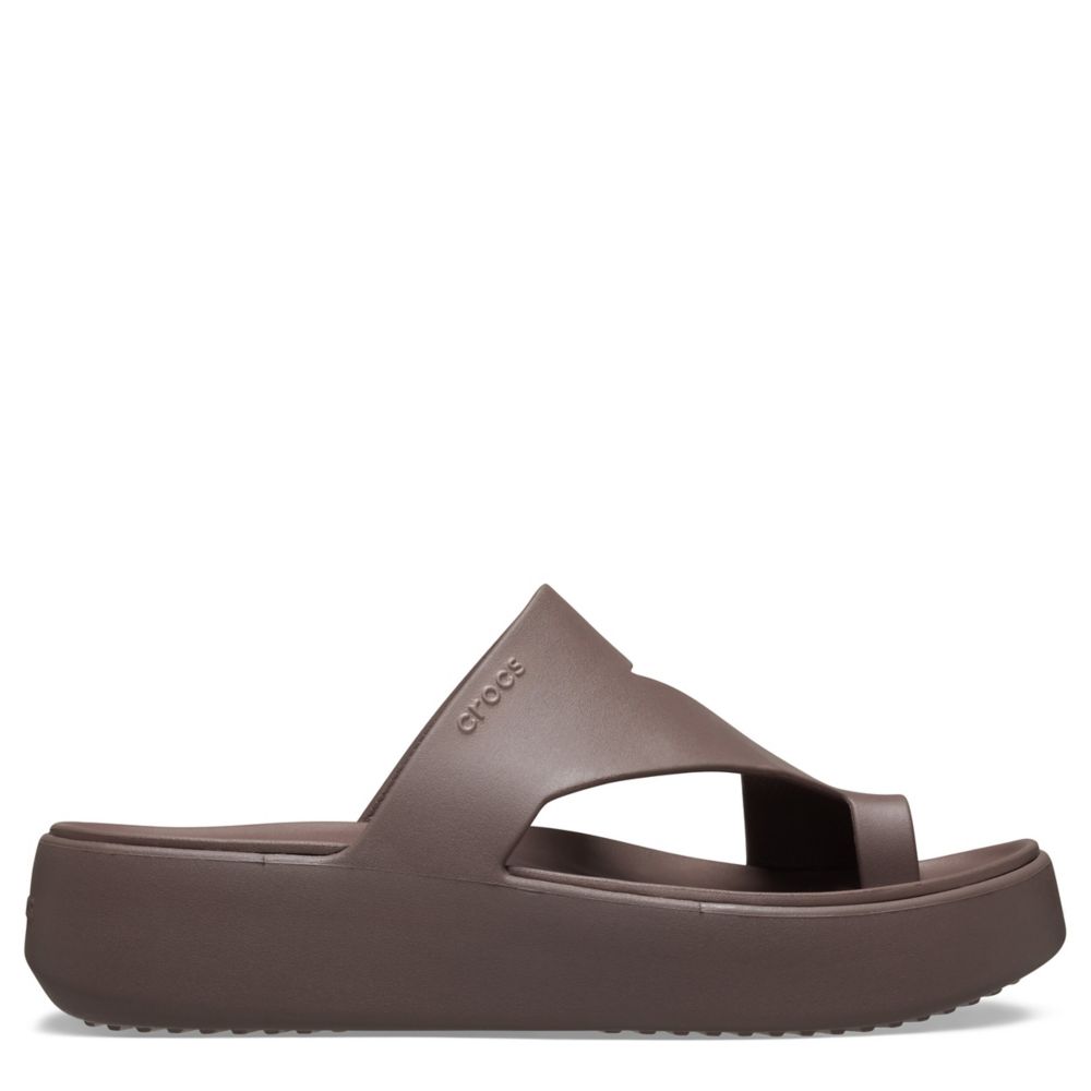 CROCS WOMENS GETAWAY PLATFORM TOE LOOP SANDAL - TAUPE