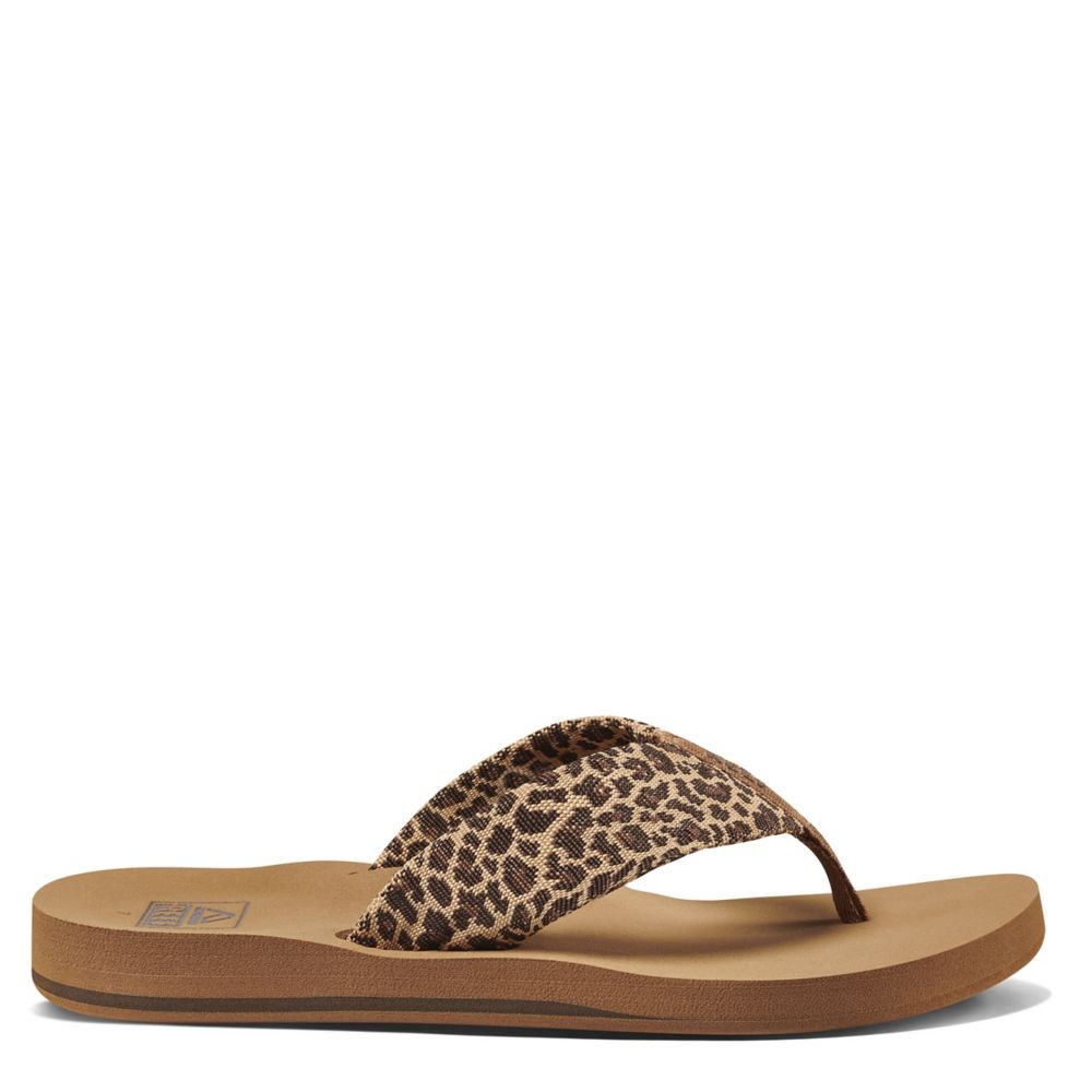beach shoes slip on
