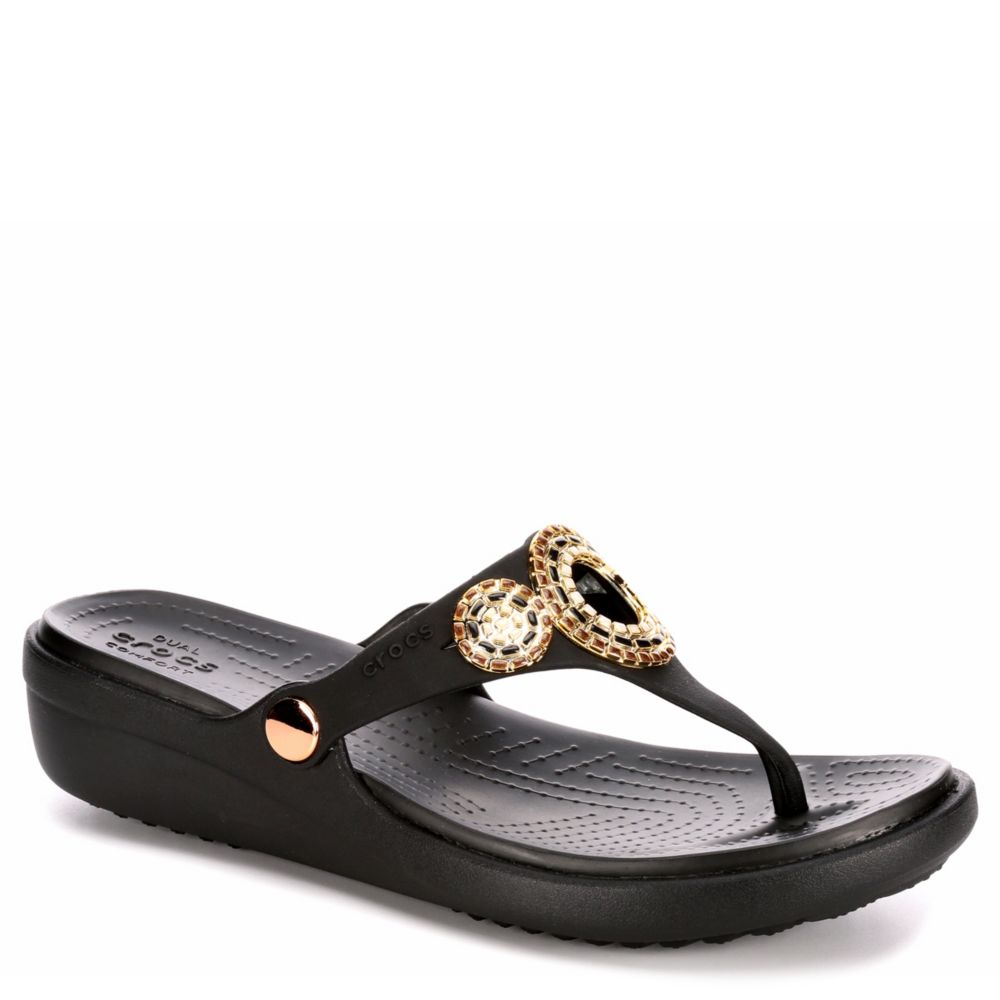 crocs sanrah diamante wedge flip