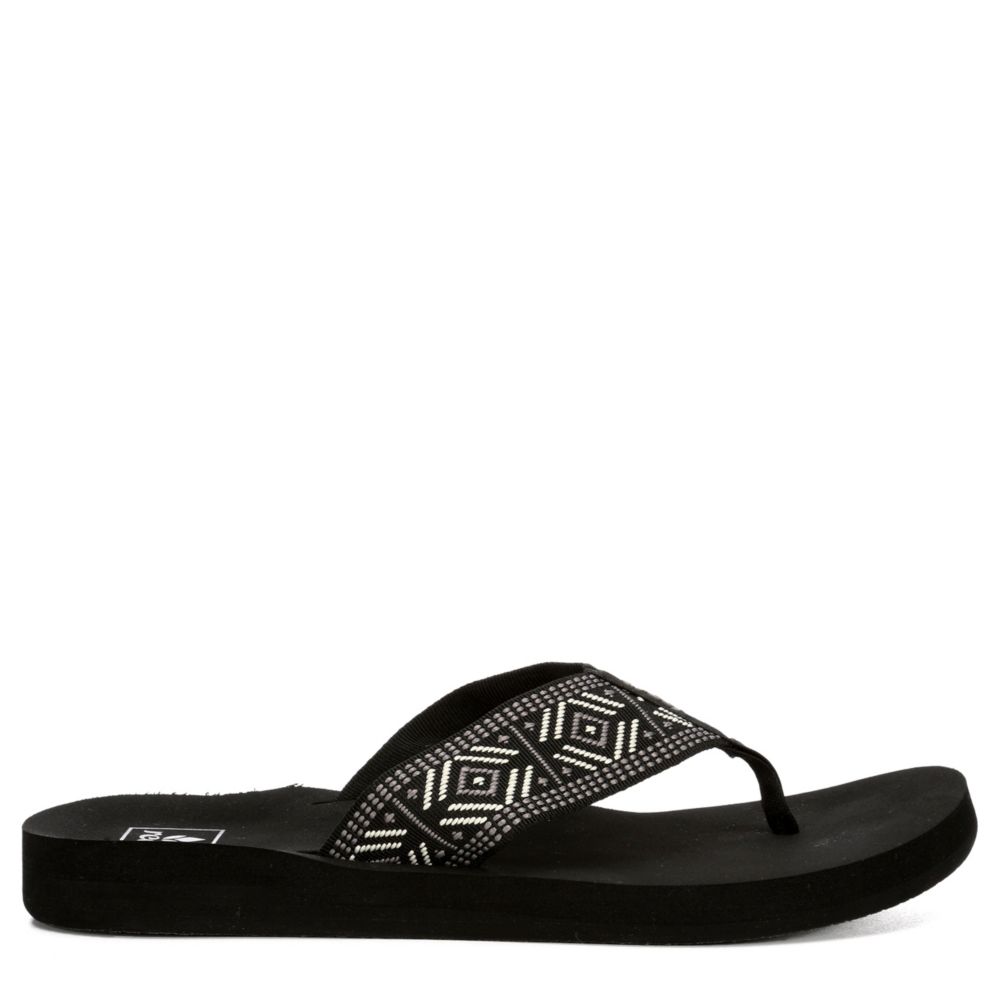 woven flip flops