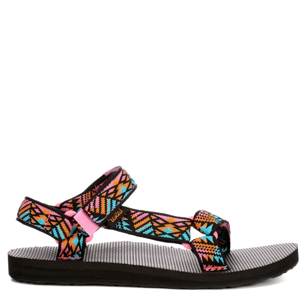 rack room shoes teva