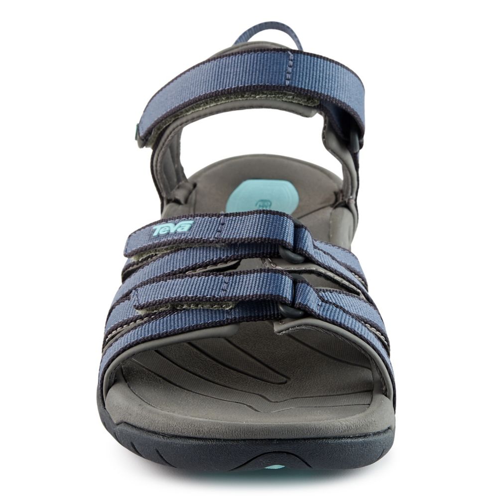 rack room shoes teva