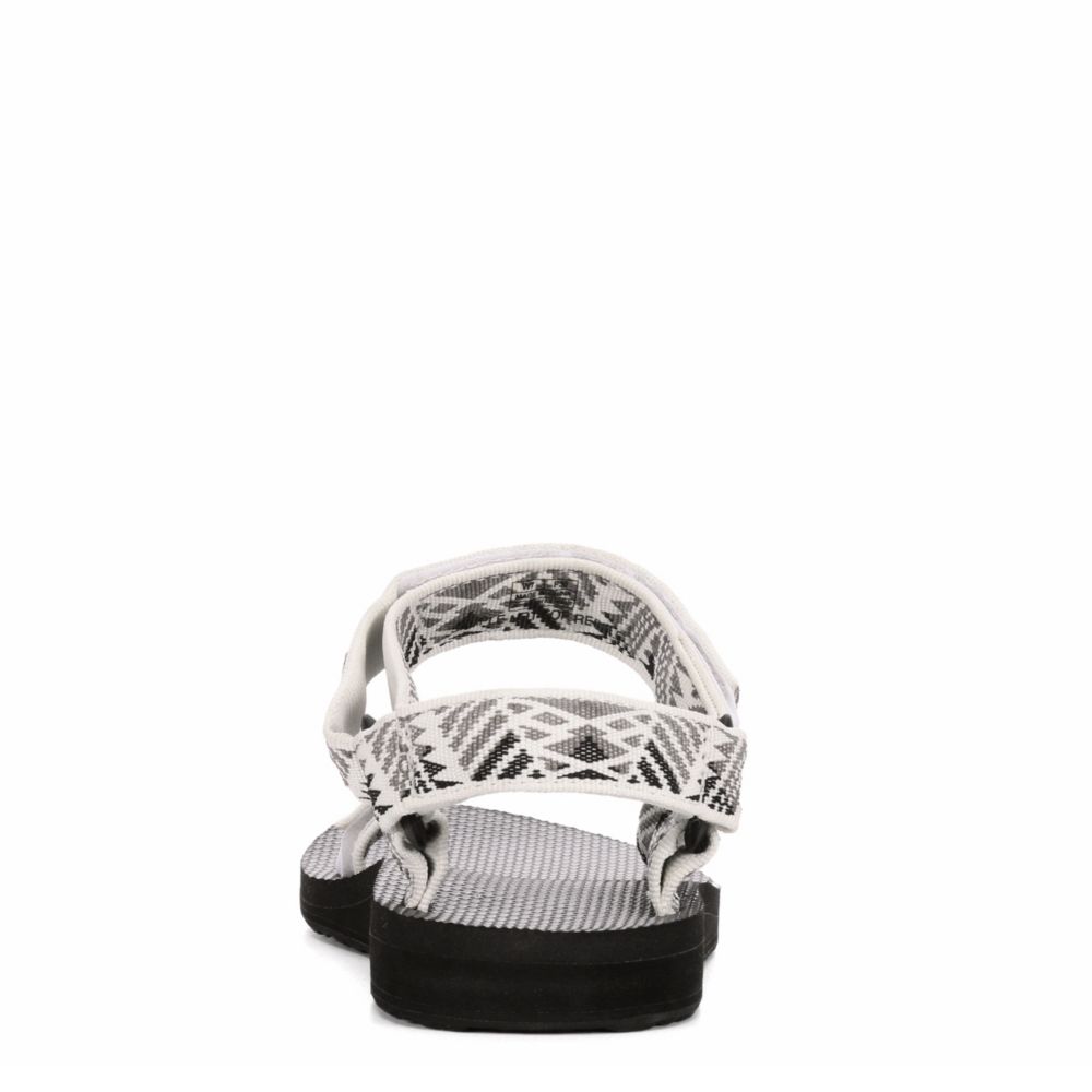 rack room shoes teva
