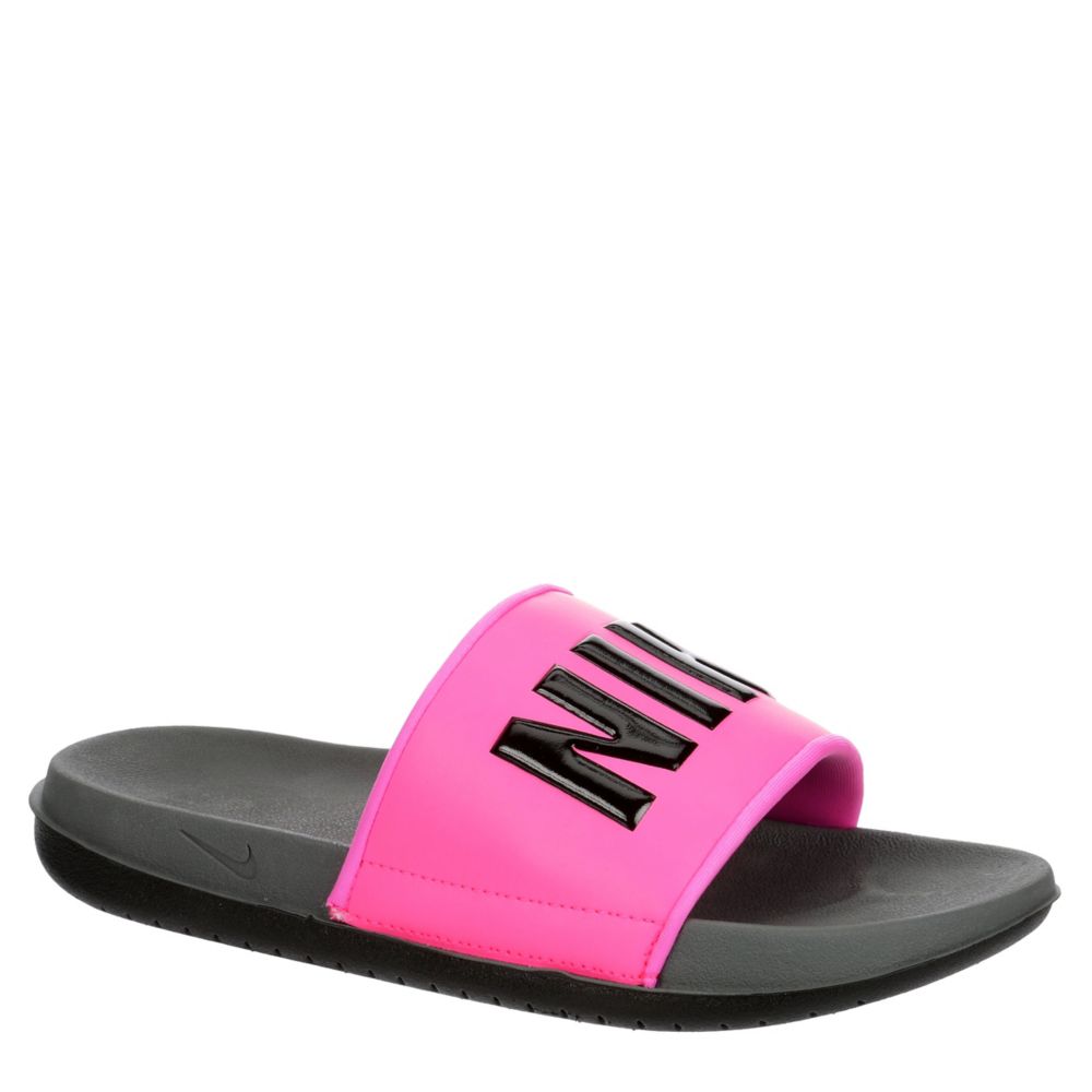 Hot pink 2025 nike sandals