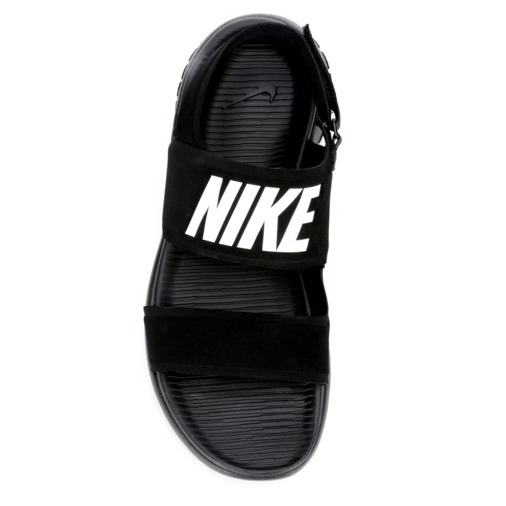 black nike tanjun sandals