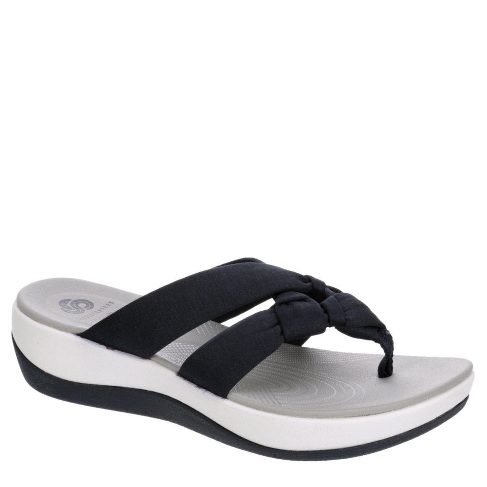 clarks womens black flip flops