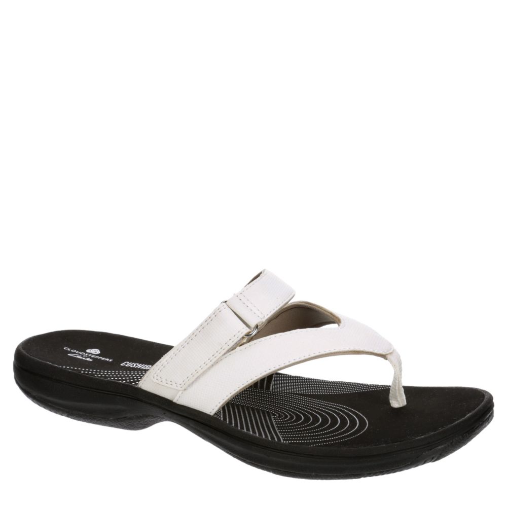 clarks women's flip flop sandals