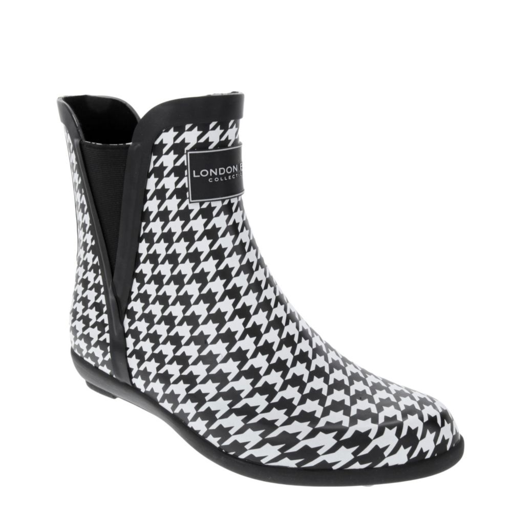 water and oil resistant boots