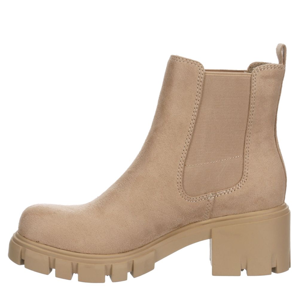 tessa lug sole boots