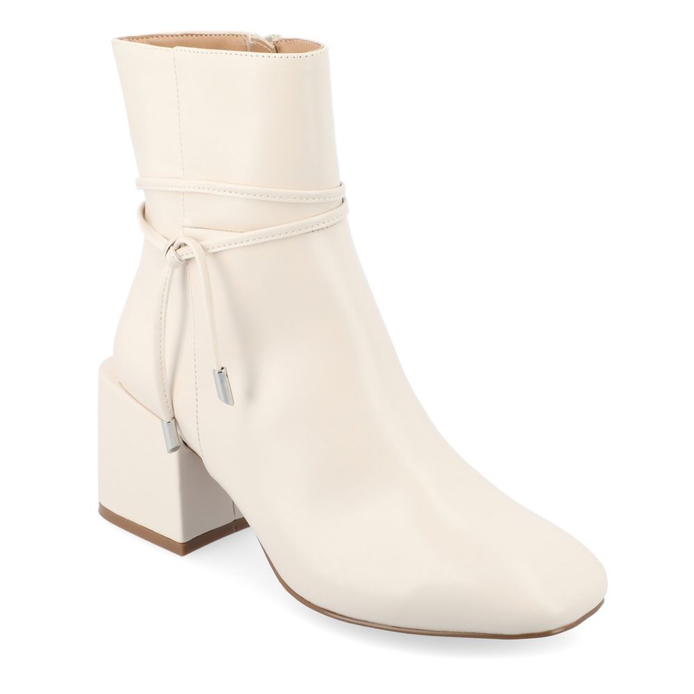 IVORY Journee Collection Womens Beverley Wide Ankle Boot