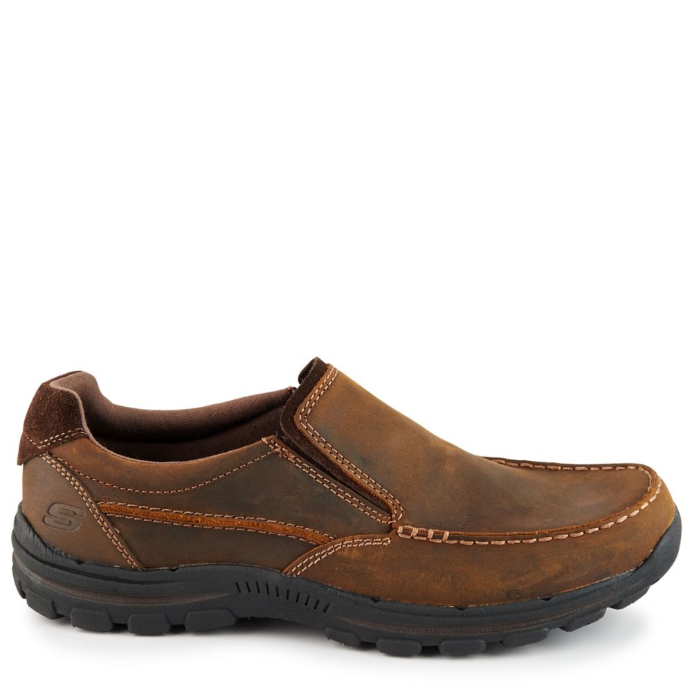 brown skechers