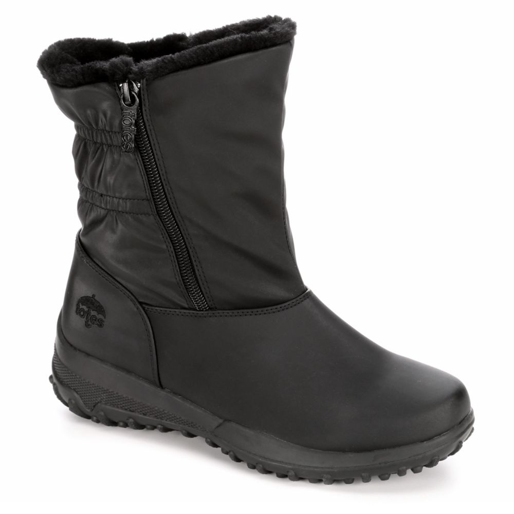 white tote boots