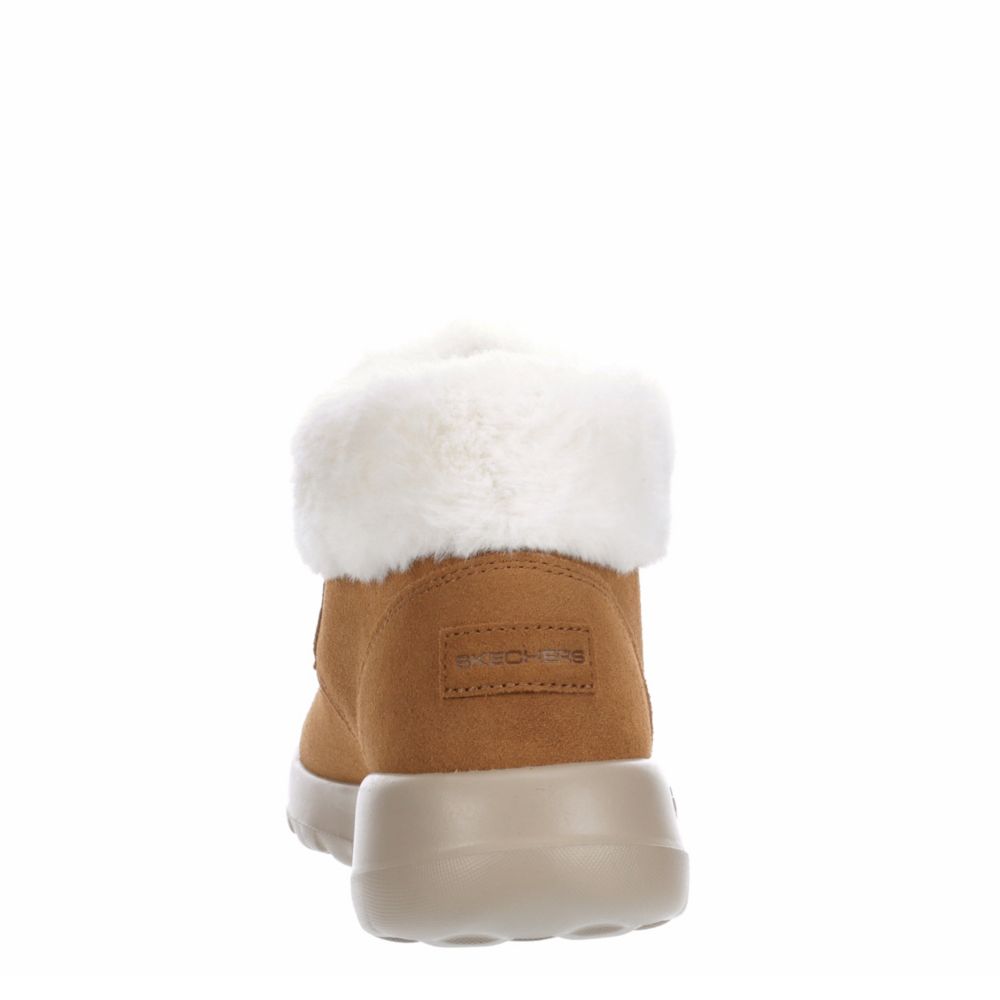 tan skechers boots