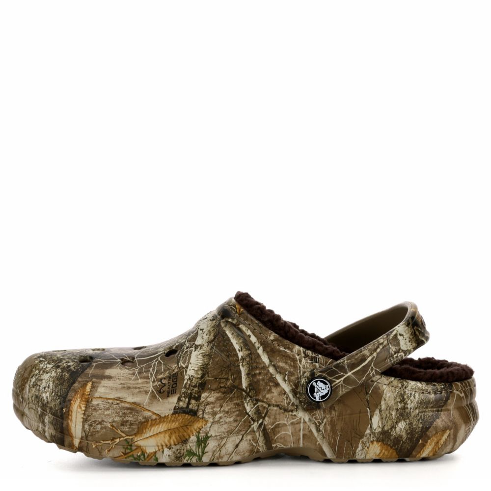 mens lined camo crocs