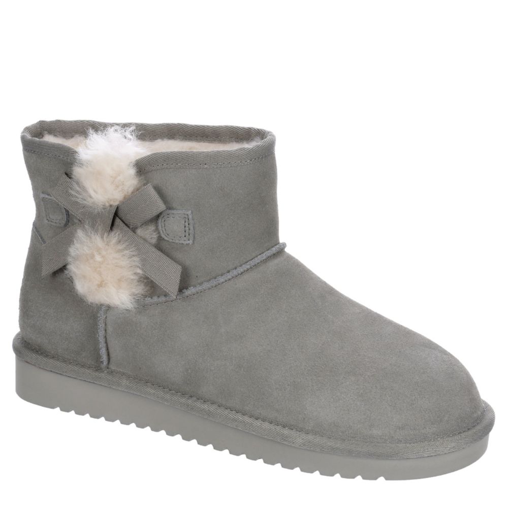 grey fluffy ugg boots