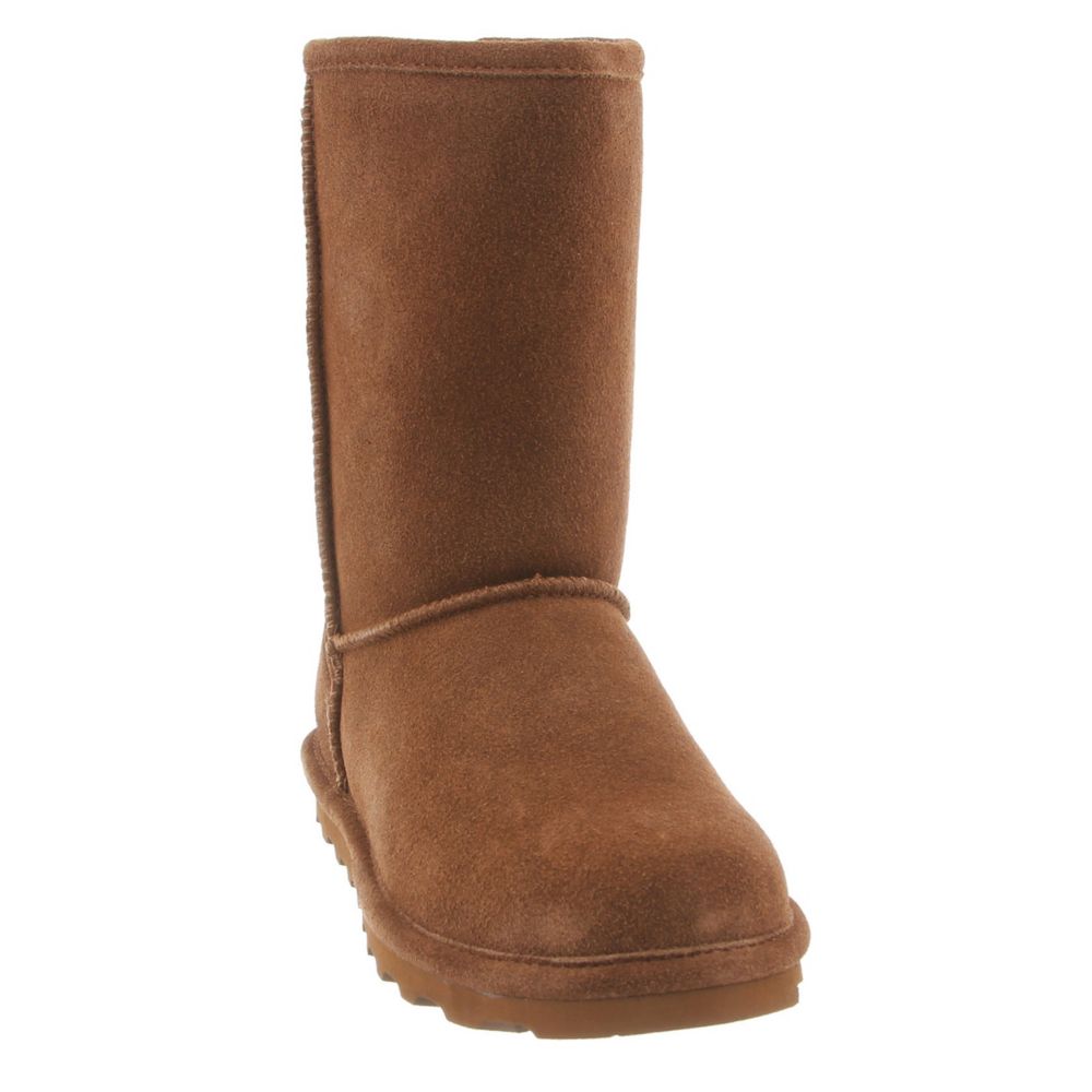 tan boots bearpaw