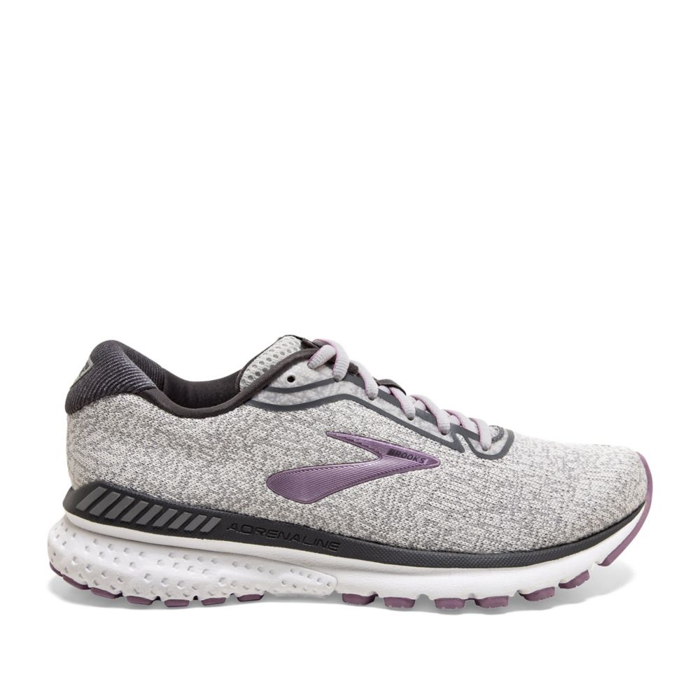 rack room shoes brooks