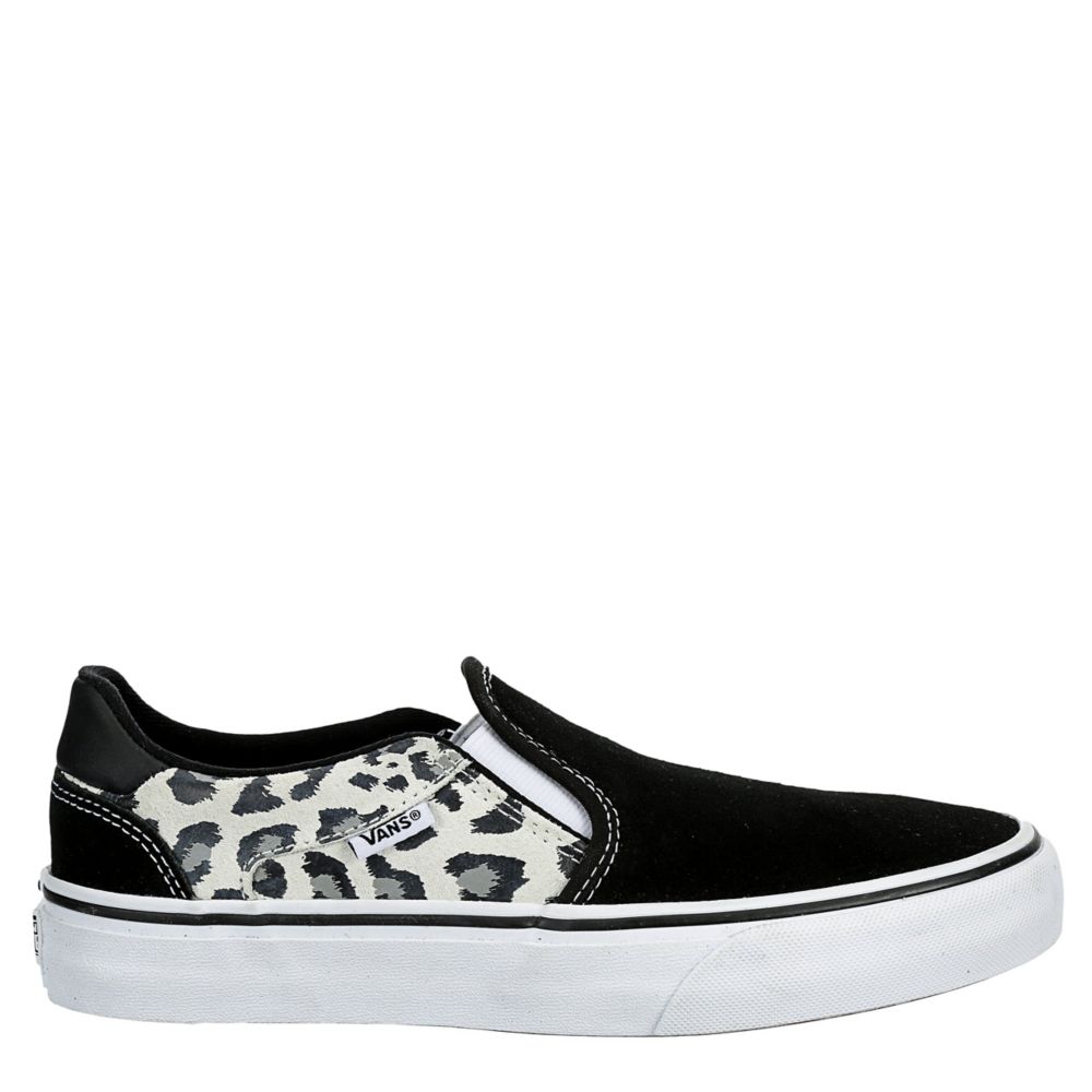 black vans shoes journeys