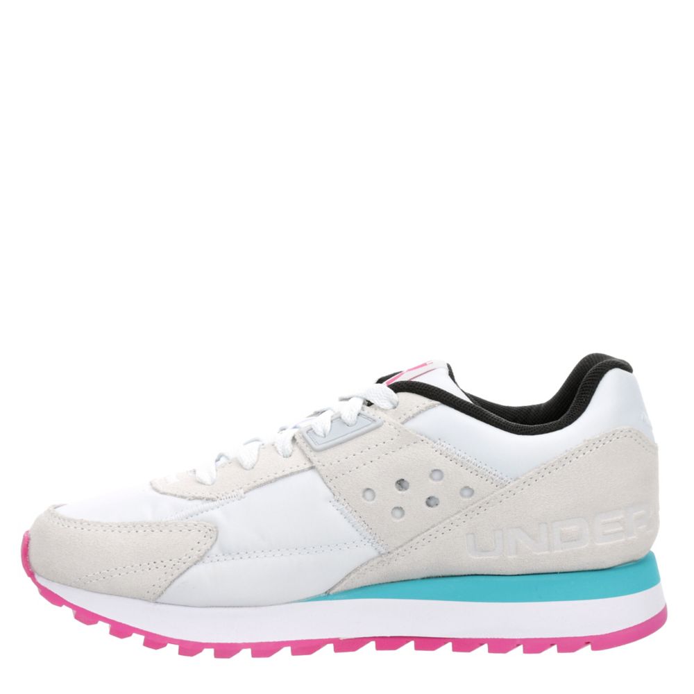 WOMENS ESSENTIAL RUNNER SNEKAER