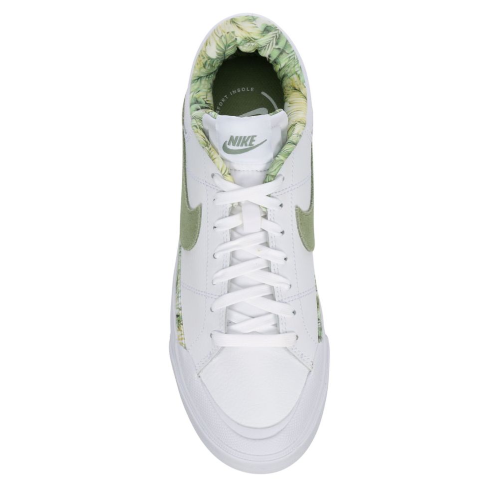 WOMENS COURT LEGACY LIFT SNEAKER