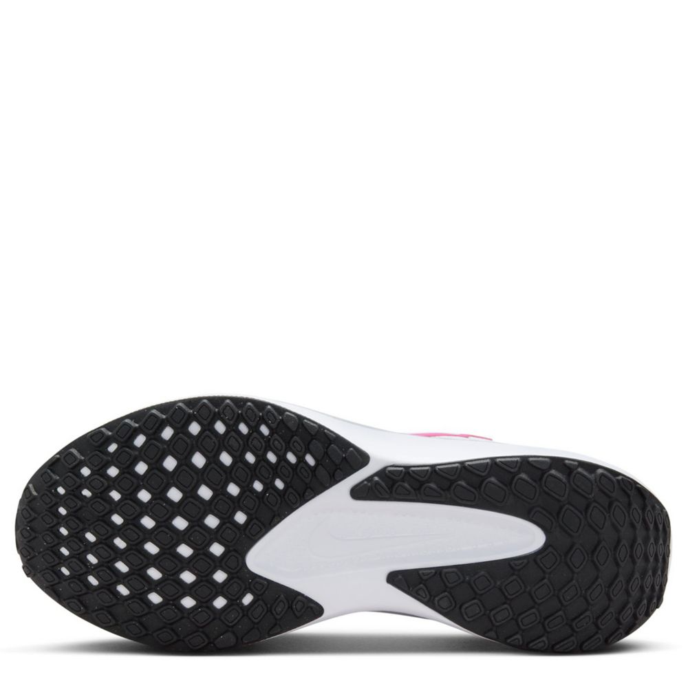 WOMENS QUEST 6 RUNNING SHOE