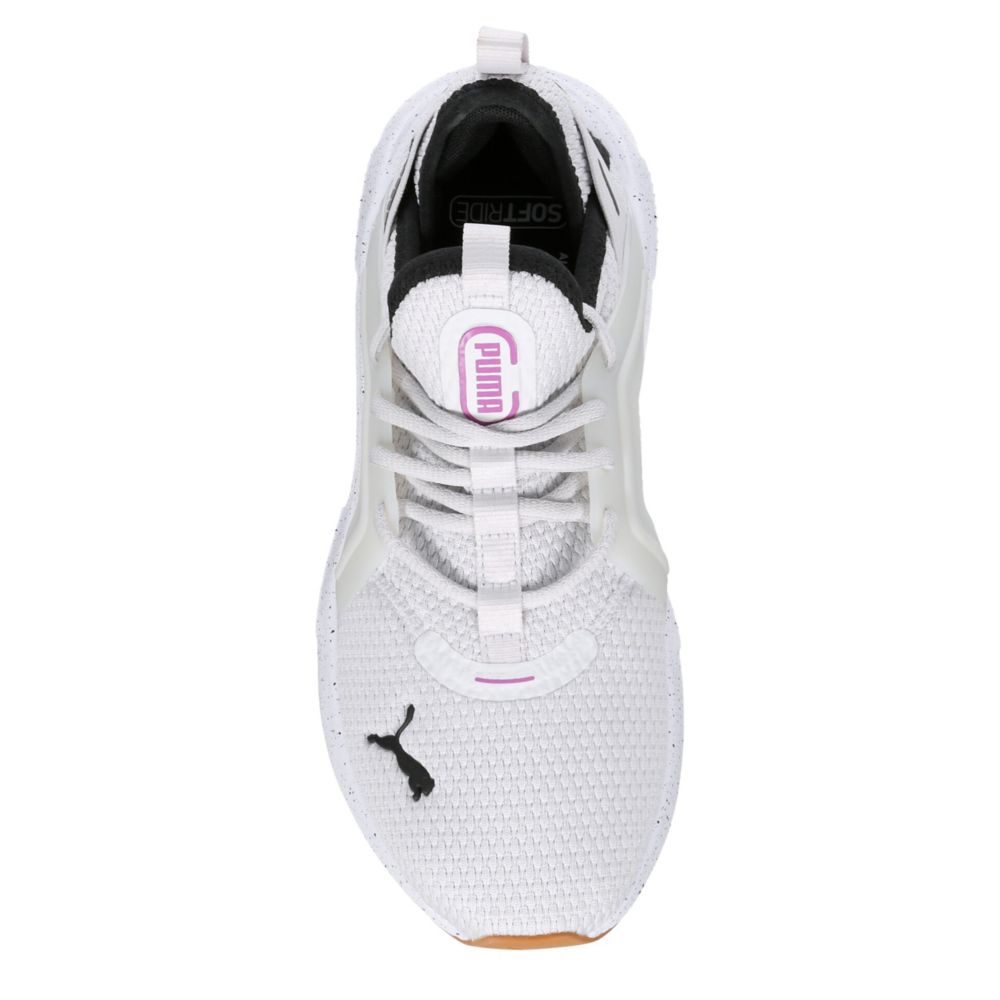 WOMENS ENZO 5 RUNNING SHOE