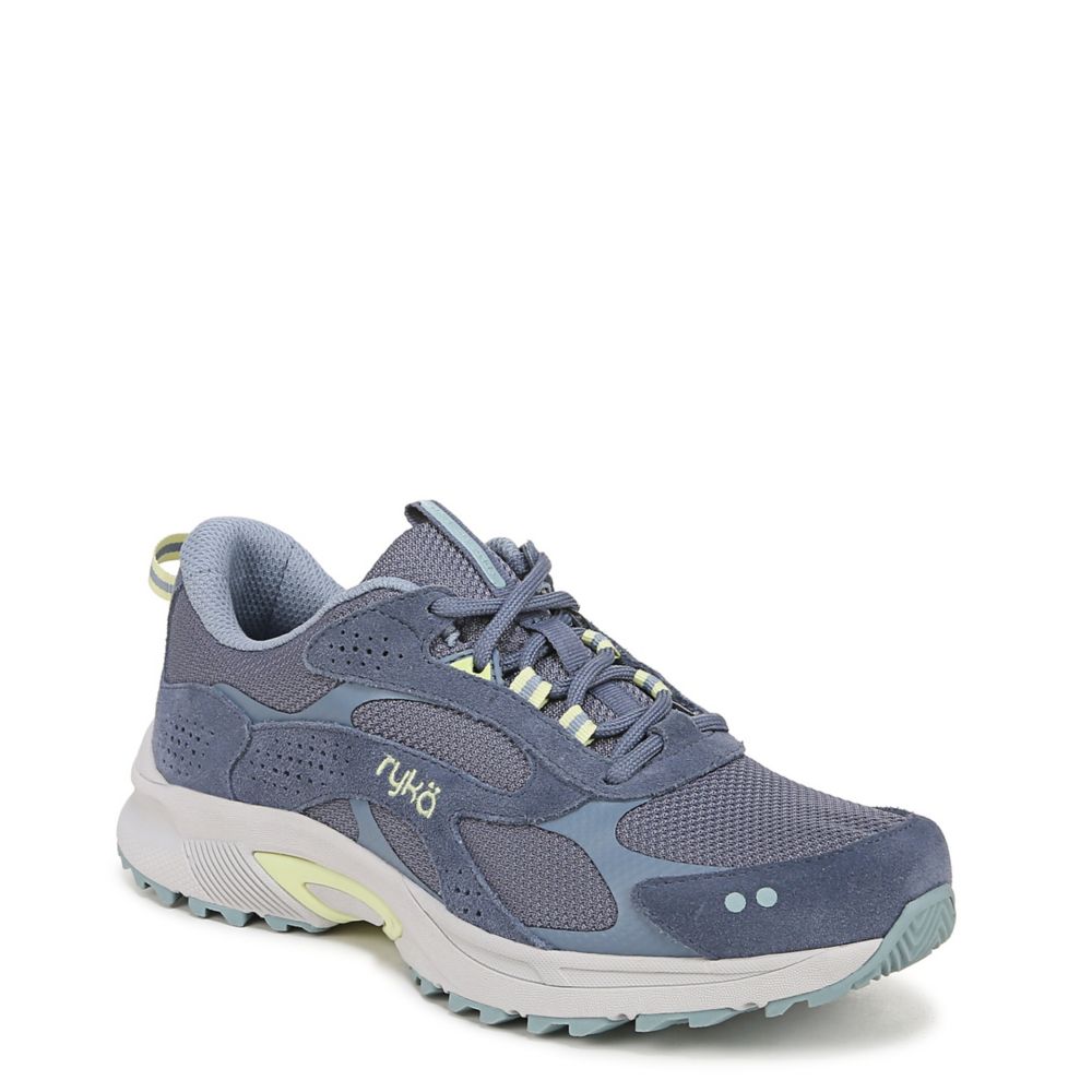 WOMENS SKY STRIDE WALKING SHOE