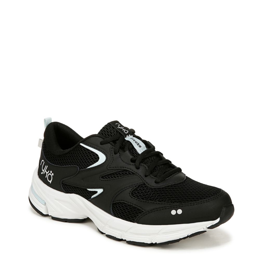 WOMENS INVOKE WALKING SHOE