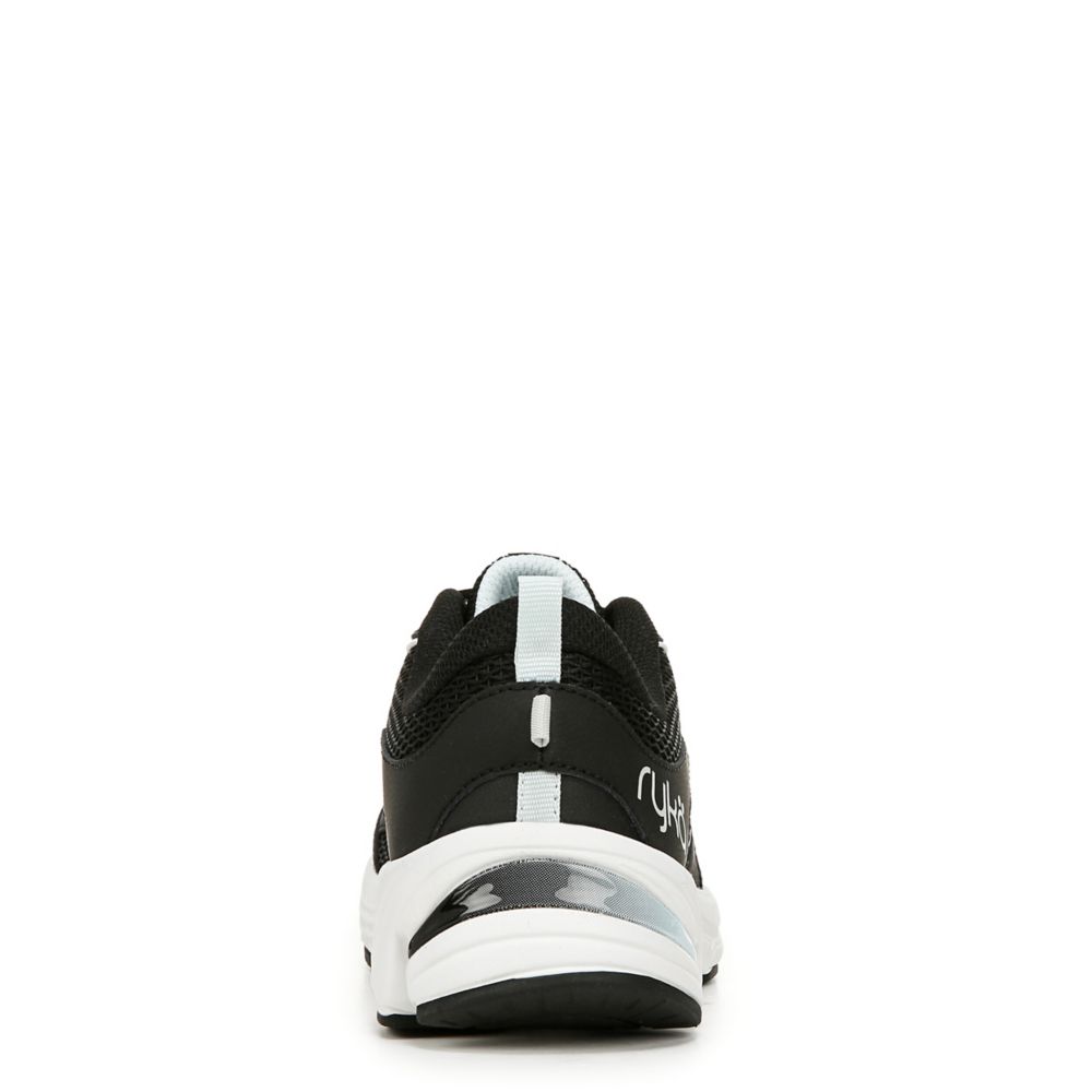 WOMENS INVOKE WALKING SHOE