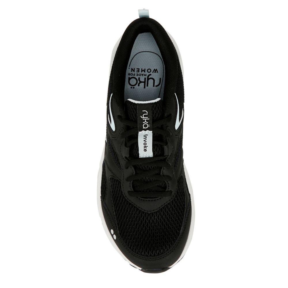 WOMENS INVOKE WALKING SHOE