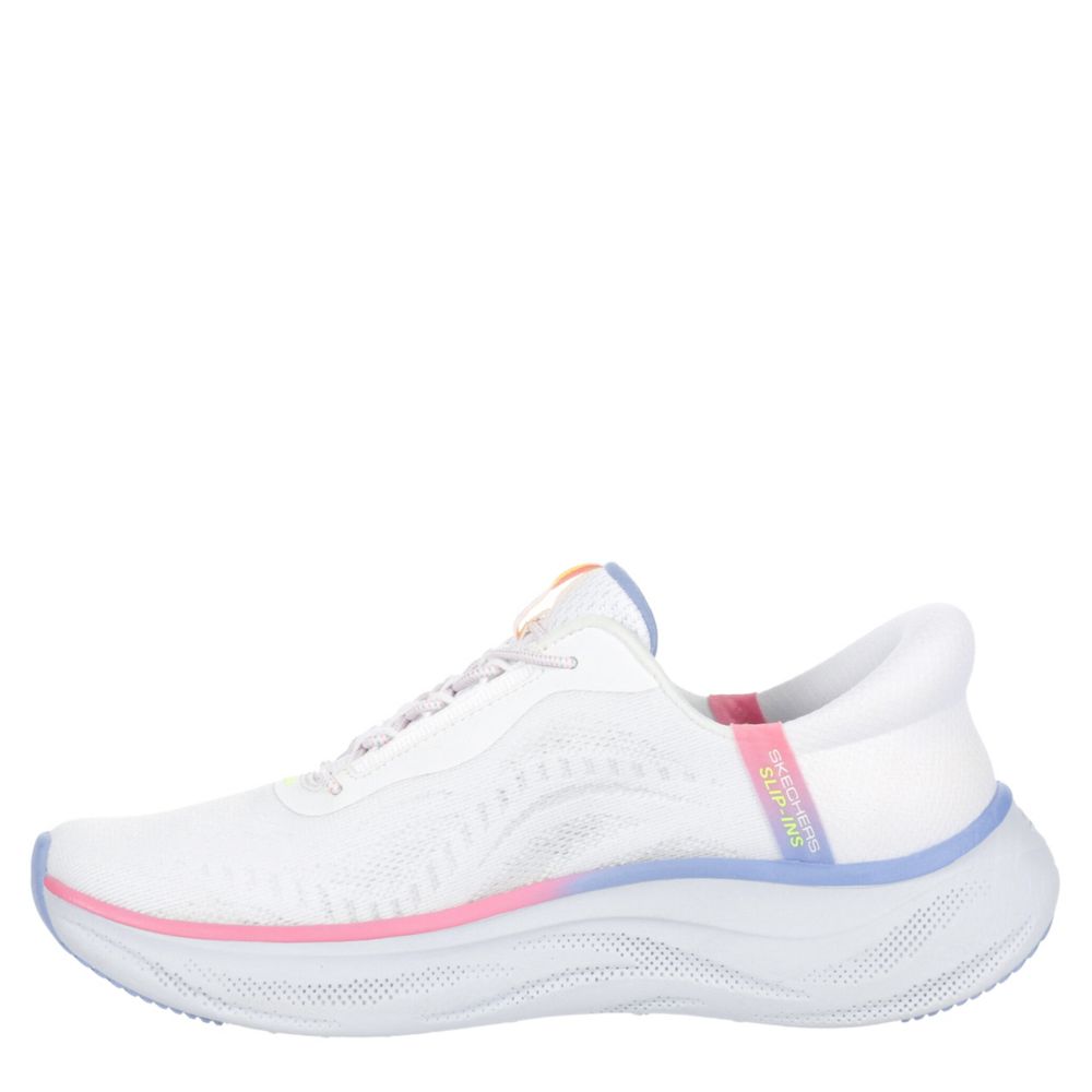 WOMENS SLIP-INS SKECH CLOUD RUNNING SHOE