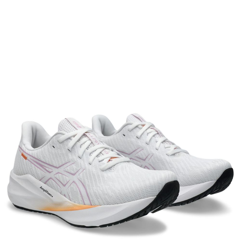 WOMENS VERSABLAST 4 RUNNING SHOE