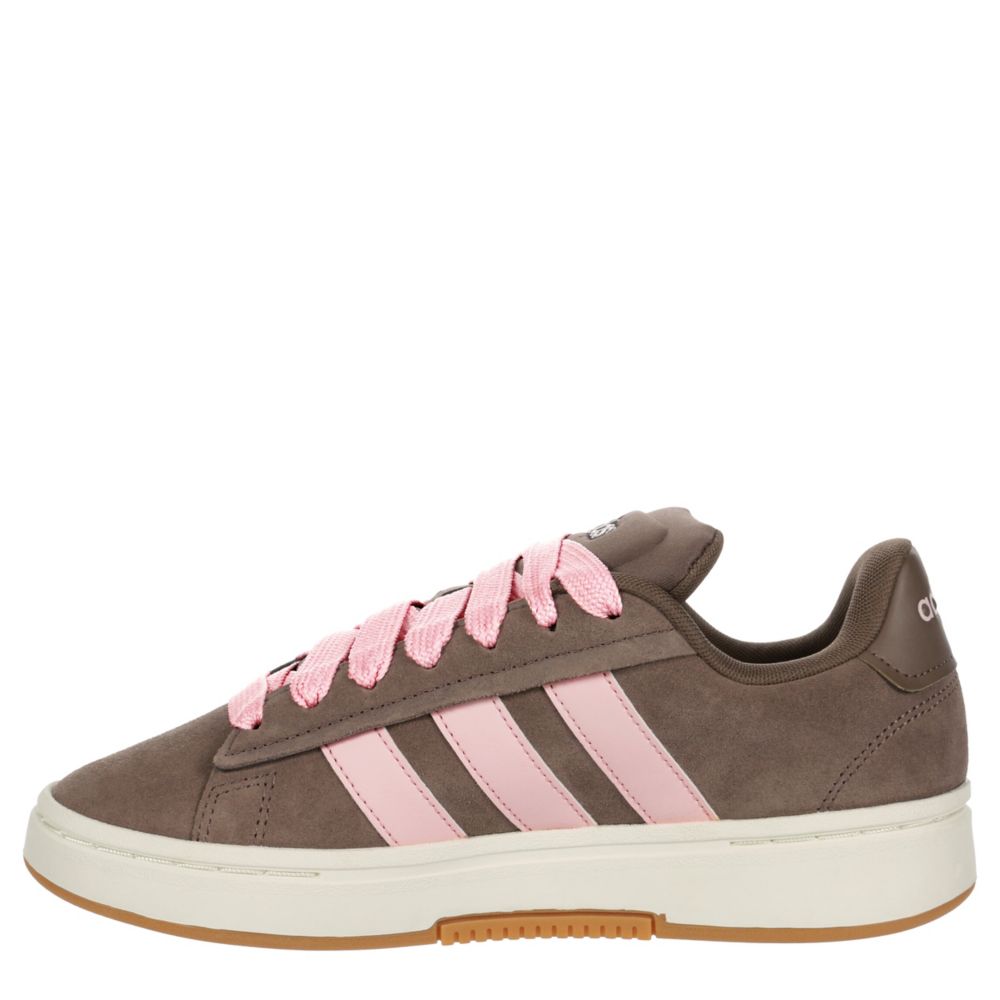ADIDAS WOMENS GRAND COURT ALPHA 00'S SNEAKER - BROWN