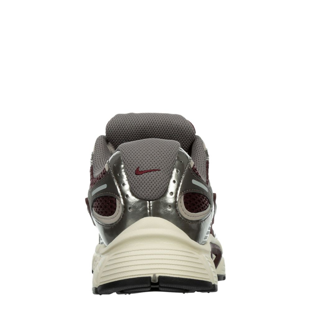 NIKE WOMENS V5 RNR SNEAKER - BURGUNDY